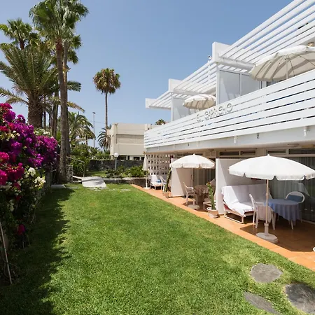 El Capricho Apartment *
