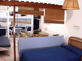 El Capricho Apartment *